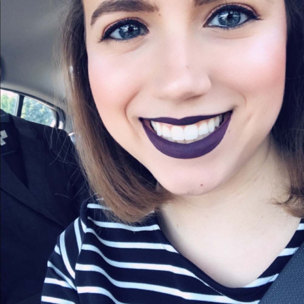 Meet your Posher, Emma